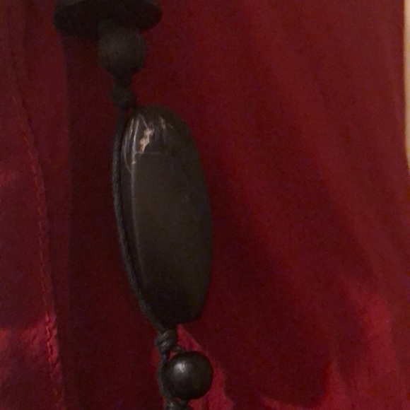 The Limited black beaded necklace. - Picture 3 of 4